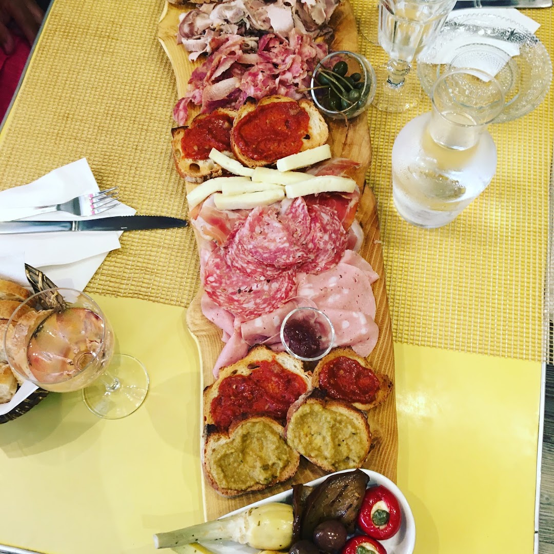 Peppino — une assiette